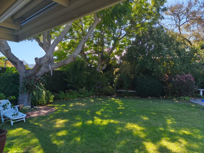 To Let 3 Bedroom Property for Rent in Bergvliet Western Cape